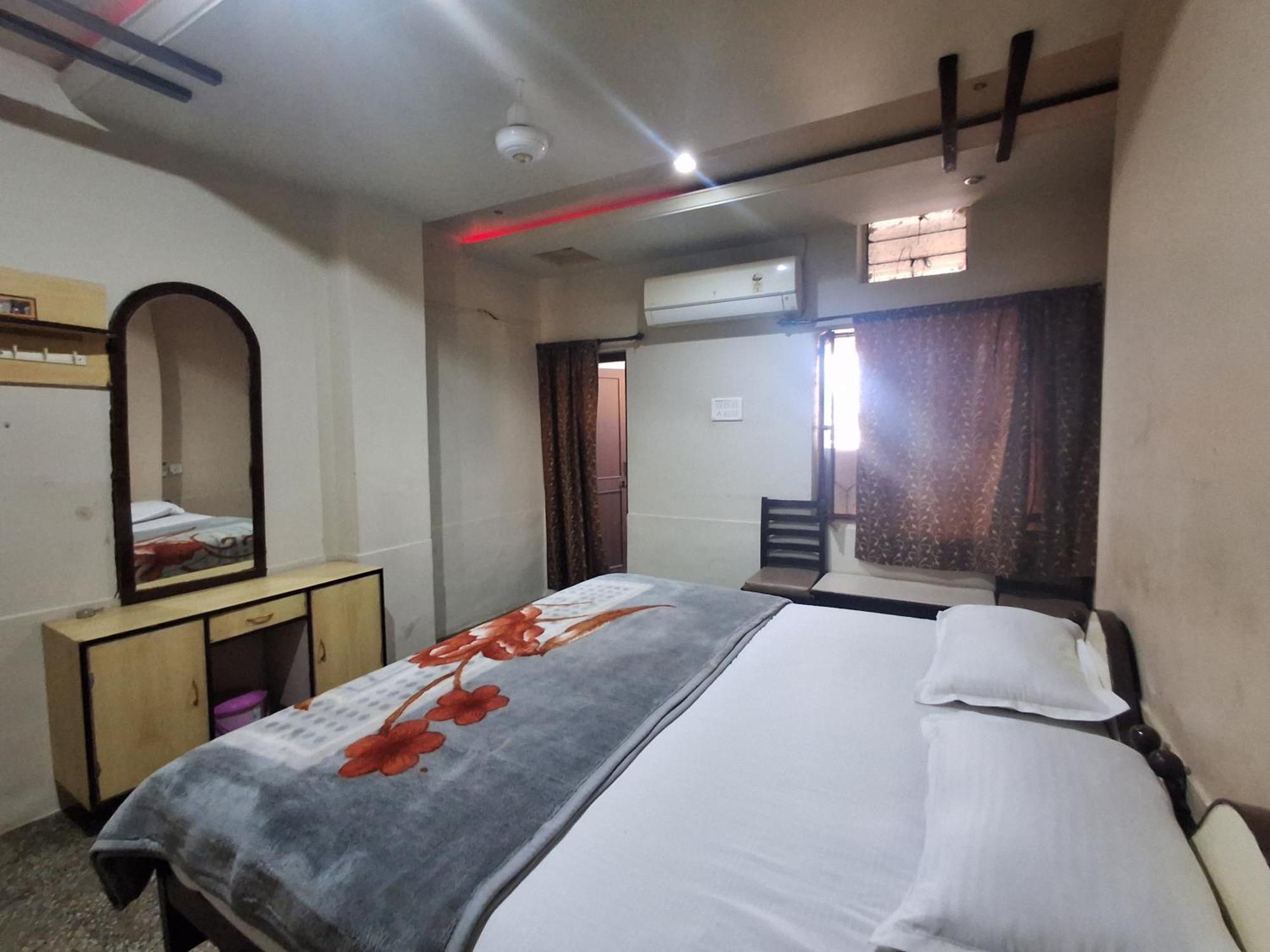 Hotel Om Pushkar Extérieur photo