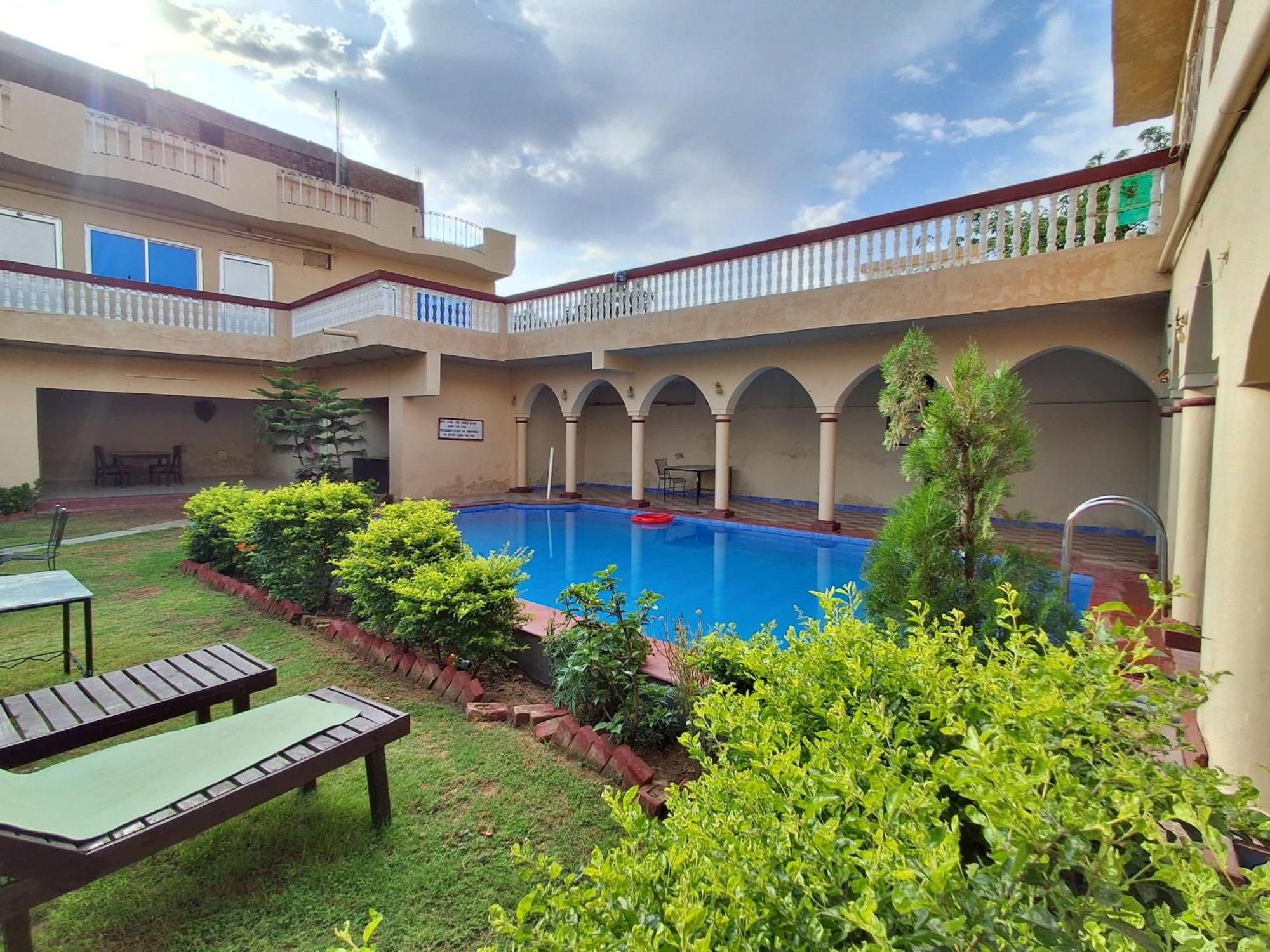 Hotel Om Pushkar Extérieur photo