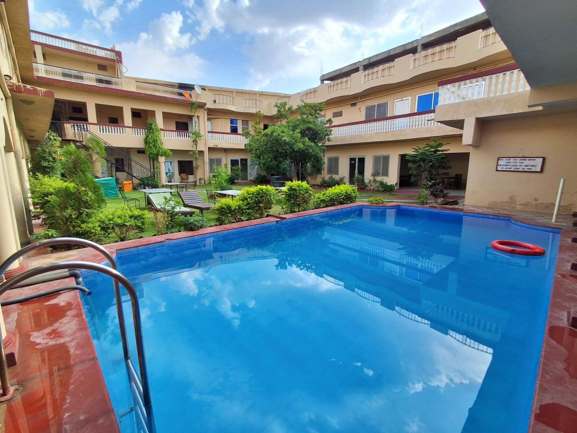 Hotel Om Pushkar Extérieur photo